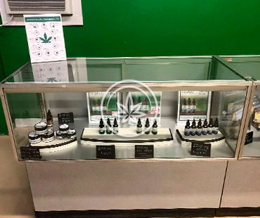 MARIJUANA Counter SHOWCASES