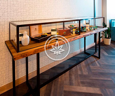 MARIJUANA COUNTER TOP SHOWCASE